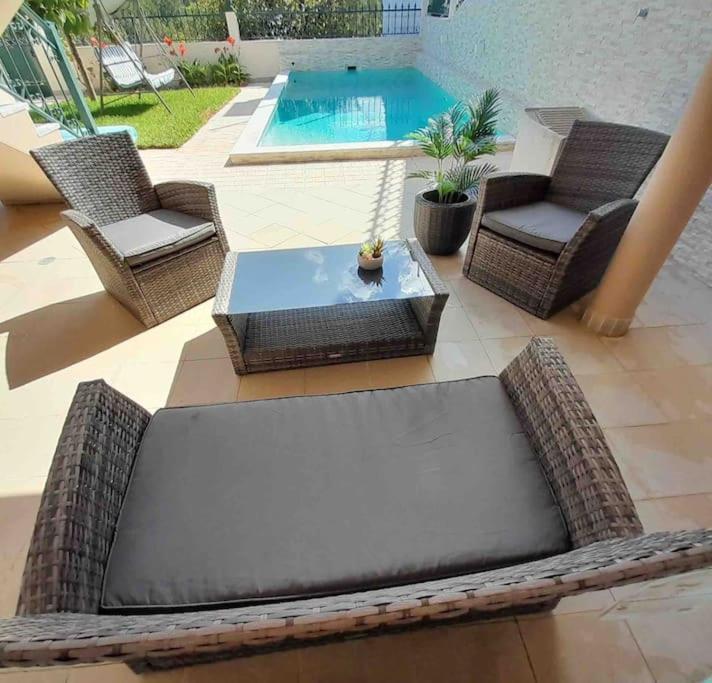 Paradise House - Apartment In Villa With Private Pool And Private Garden Aldeia do Mato  Exterior foto